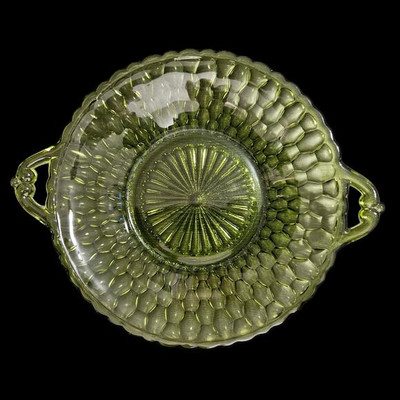 Vintage Green Depression Glass Candy Dish Honeycomb Pattern 2-Handled 9" - Picture 2 of 4